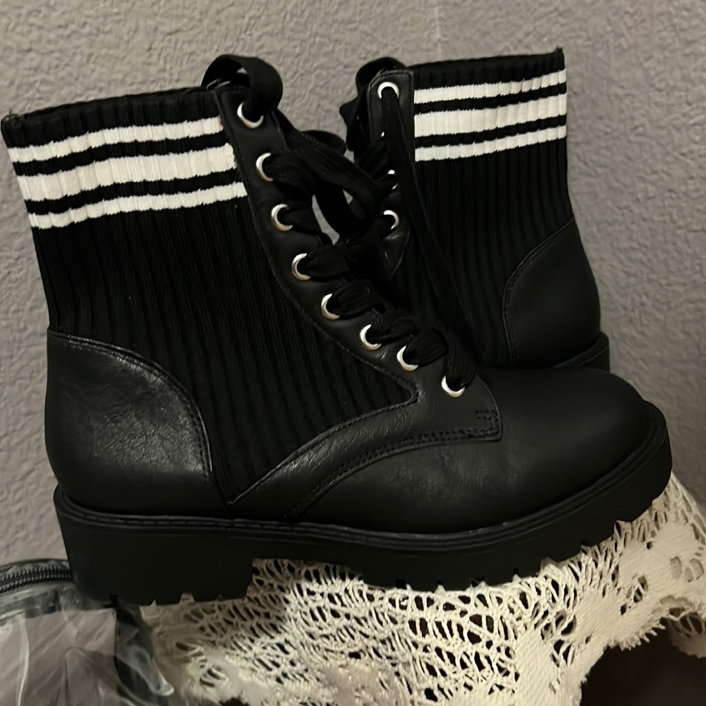 Steve Madden Combat boots